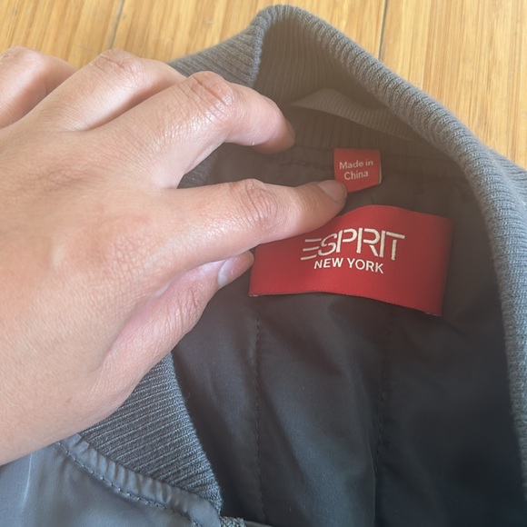 ESPRIT BOMBER Jacket - Picture 2 of 4